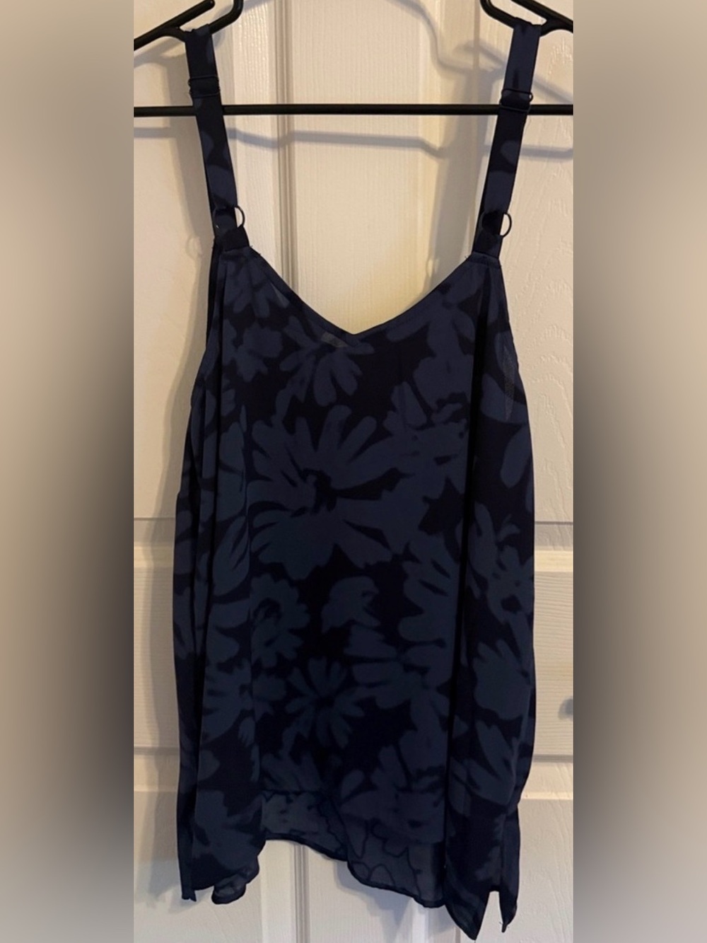 Torrid Sophie Georgette Floral Swing Cami Tank Navy Blue Size 00 NWT
